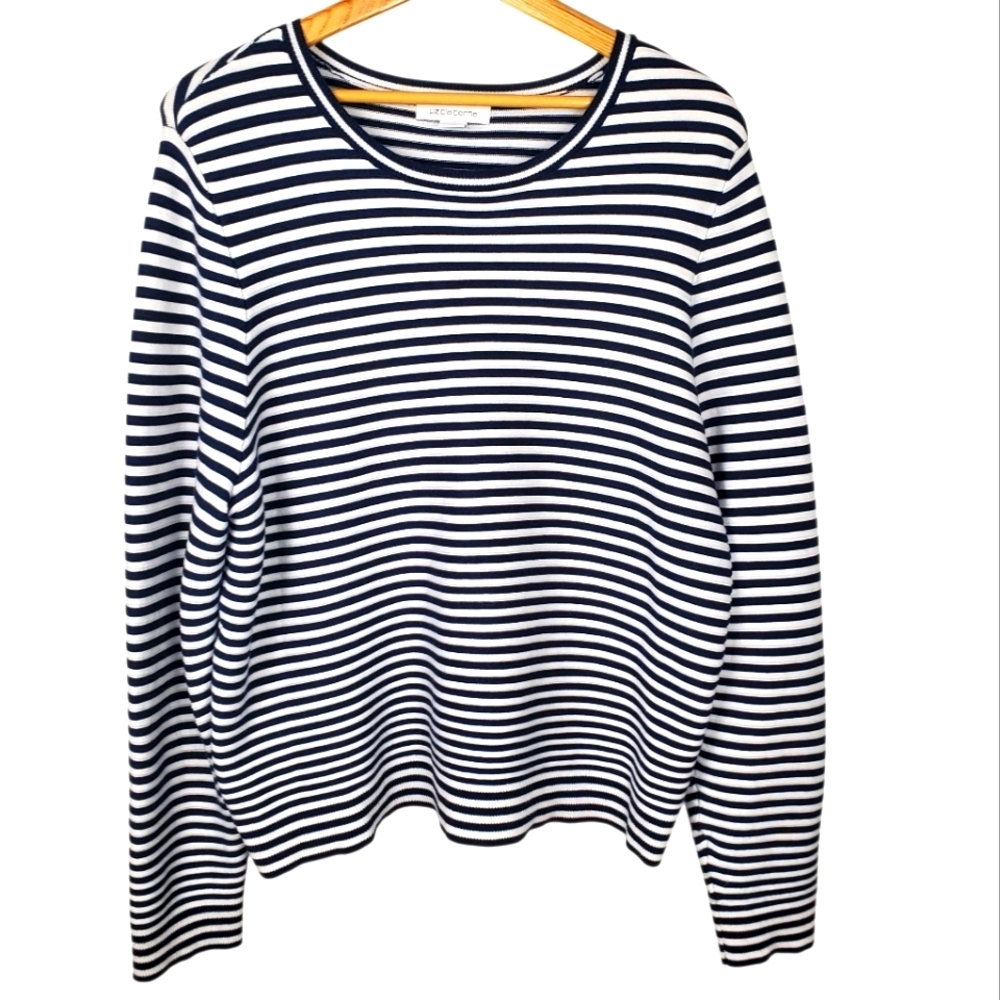 Liz Claiborne Black and White Knit Top. Light Sweater. XL. B0027
